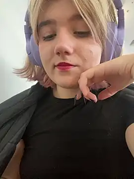 Baby  Naughty online show from December 2024 12:27:02 PM