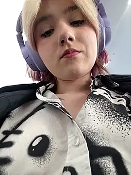 Baby  Naughty online show from February 2025 11:16:02 AM