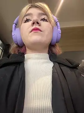 Baby  Naughty online show from February 2025 08:09:02 AM