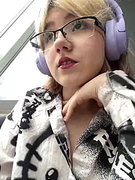 Baby  Naughty online show from March 2025 11:12:02 AM