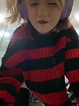 Baby  Naughty online show from March 2025 11:17:02 AM