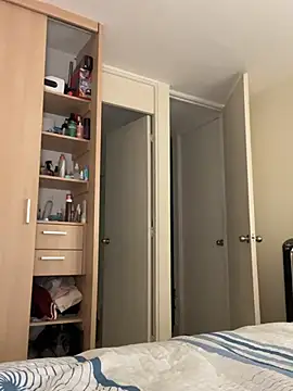 juanasnz99 online show from February 2026 02:06:02 AM