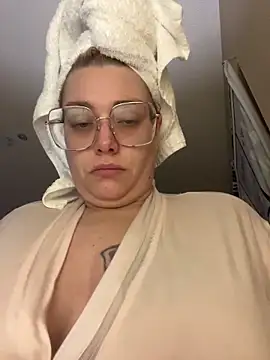 Lalalynn online show from March 2026 02:23:01 PM