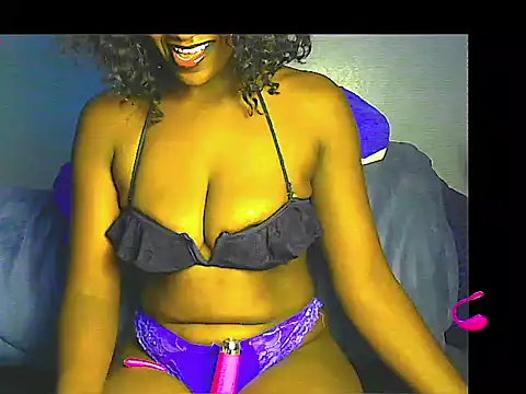 Snapshot of lilylovexx chatting on November 2025 07:51:02 AM lilylovexx online show from November 2025 07:51:02 AM