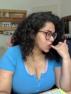 Snapshot of Curvydesifromgermany chatting on June 2026 11:29:02 AM Curvydesifromgermany online show from June 2026 11:29:02 AM