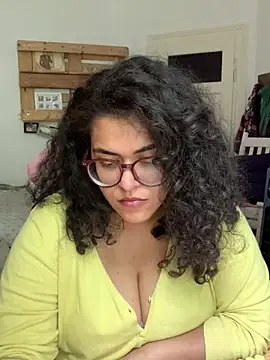 Snapshot of Curvydesifromgermany chatting on July 2026 01:59:01 PM Curvydesifromgermany online show from July 2026 01:59:01 PM