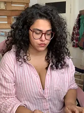 Snapshot of Curvydesifromgermany chatting on August 2026 09:34:02 AM Curvydesifromgermany online show from August 2026 09:34:02 AM