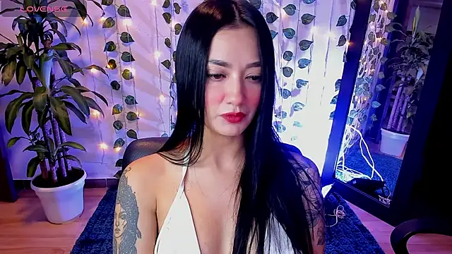 Snapshot of mariiana-diaz chatting on December 2024 03:04:02 PM mariiana-diaz online show from December 2024 03:04:02 PM