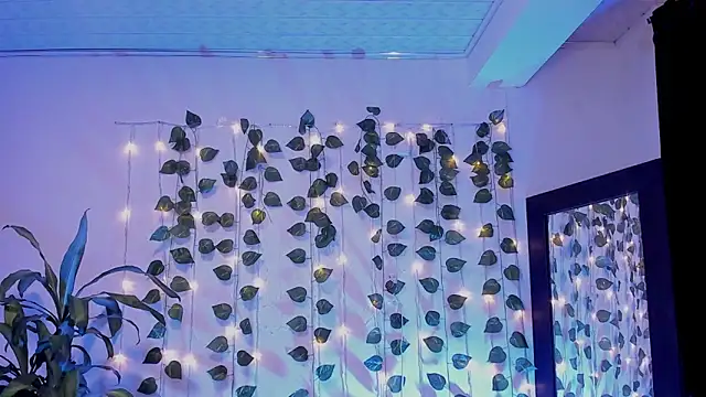 Snapshot of mariiana-diaz chatting on February 2025 10:20:02 PM mariiana-diaz online show from February 2025 10:20:02 PM