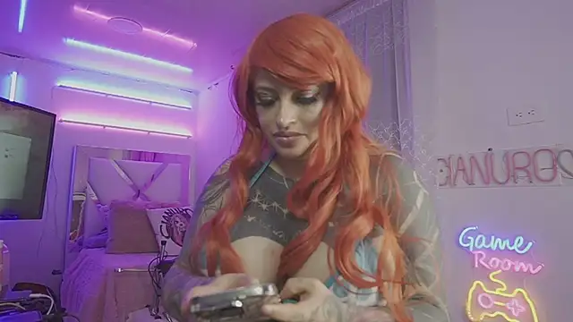 Snapshot of angelacianuro_ chatting on February 2025 04:33:01 AM angelacianuro online show from February 2025 04:33:01 AM