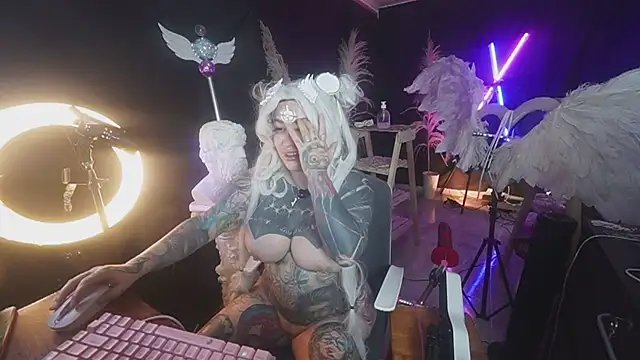 Snapshot of angelacianuro_ chatting on October 2025 10:40:02 AM angelacianuro online show from October 2025 10:40:02 AM