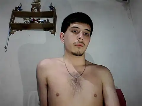 Snapshot of Elvergonn2105 chatting on October 2025 04:18:02 AM Elvergonn2105 online show from October 2025 04:18:02 AM