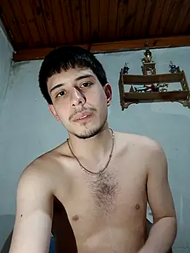 Snapshot of Elvergonn2105 chatting on October 2025 04:24:01 AM Elvergonn2105 online show from October 2025 04:24:01 AM