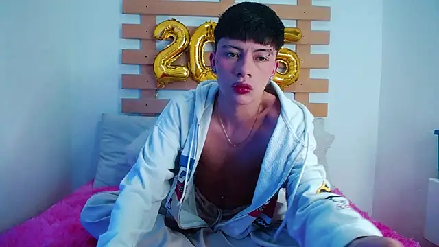 Steev Novoa online show from January 2025 04:22:02 AM