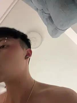 Steev Novoa online show from February 2025 10:16:02 AM