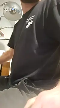 Snapshot of bigdickdaddy2184 chatting on March 2025 03:02:02 AM bigdickdaddy2184 online show from March 2025 03:02:02 AM