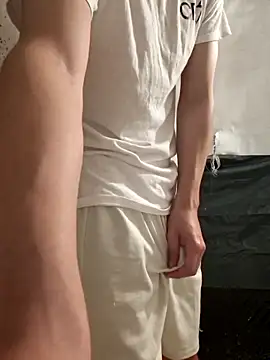 Mrtzz  online show from October 2025 10:41:01 PM