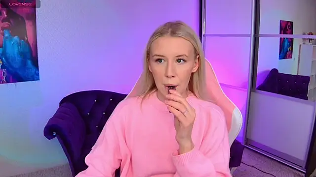 Selenatrend online show from February 2025 12:15:02 PM