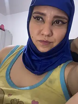 Snapshot of hannahayat chatting on June 2026 01:28:02 AM hannahayat online show from June 2026 01:28:02 AM