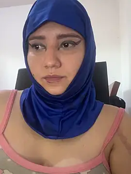 Snapshot of hannahayat chatting on June 2026 03:22:02 PM hannahayat online show from June 2026 03:22:02 PM