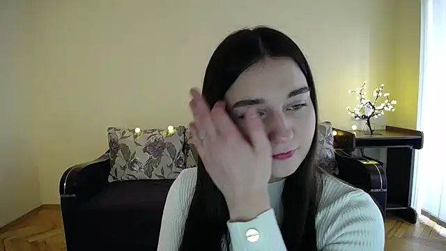 Pretty shy online show from January 2025 09:01:01 AM