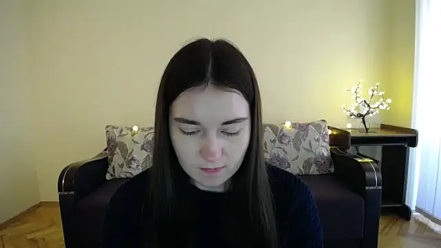 Pretty shy online show from January 2025 11:45:02 AM