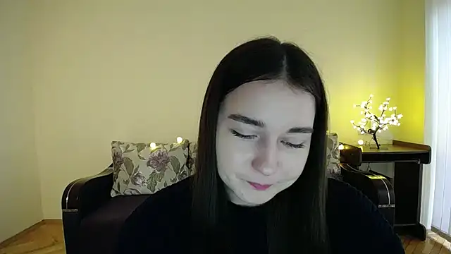 Pretty shy online show from February 2025 08:56:02 AM