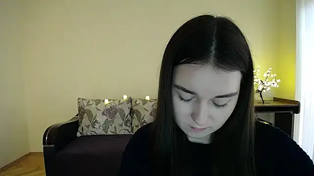 Pretty shy online show from February 2025 12:00:01 PM