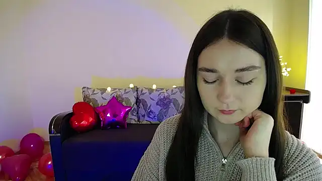 Pretty shy online show from February 2025 09:04:01 AM