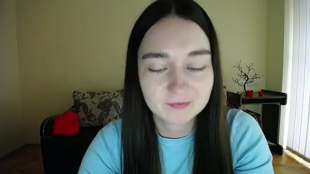 Pretty shy online show from September 2025 08:39:01 AM