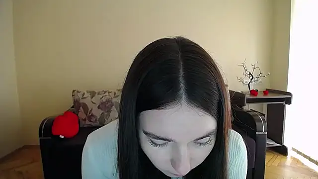 Pretty shy online show from October 2025 08:26:02 AM