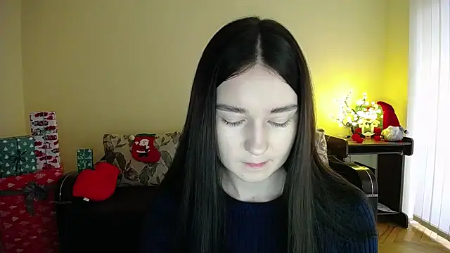 Pretty shy online show from December 2025 09:50:02 AM