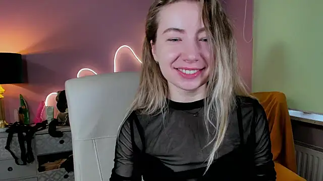 Mia Tasty online show from September 2025 06:50:02 AM