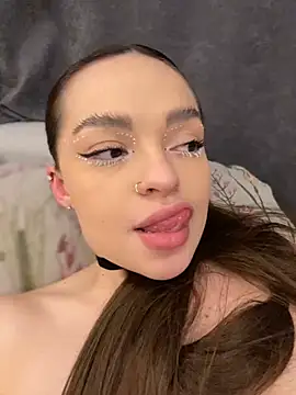 Snapshot of AnaWest chatting on January 2025 05:48:01 PM AnaWest online show from January 2025 05:48:01 PM