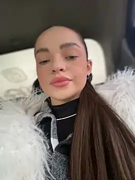 Snapshot of AnaWest chatting on January 2025 05:35:01 AM AnaWest online show from January 2025 05:35:01 AM