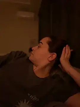 Snapshot of AnaWest chatting on January 2025 03:14:02 PM AnaWest online show from January 2025 03:14:02 PM