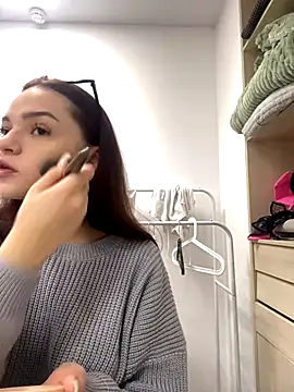 Snapshot of AnaWest chatting on October 2025 06:05:01 AM AnaWest online show from October 2025 06:05:01 AM