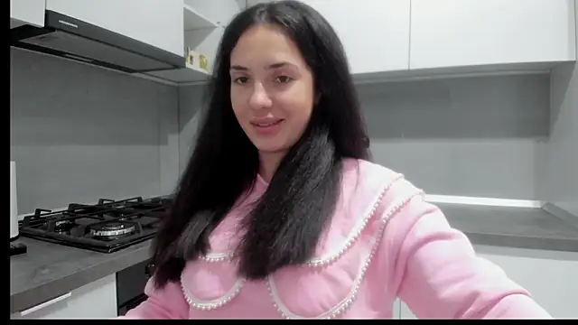 Emmapmg online show from November 2025 01:55:02 PM