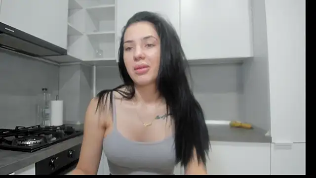 Snapshot of Emmapmg chatting on January 2026 12:10:01 PM Emmapmg online show from January 2026 12:10:01 PM