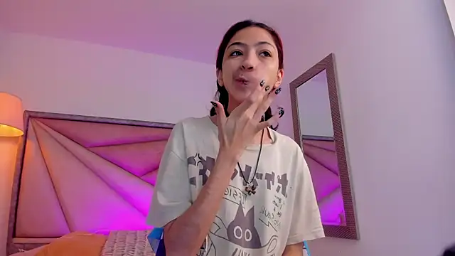 BonnieCute  online show from November 2025 11:36:02 PM