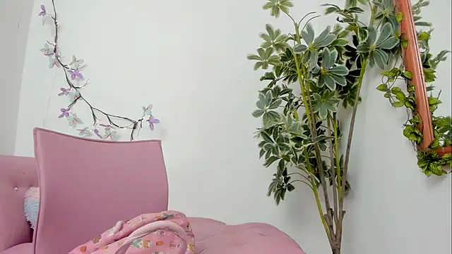 BonnieCute  online show from March 2026 11:43:01 PM