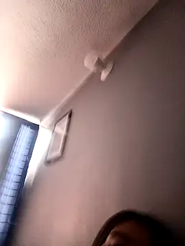 Alona Evans online show from January 2025 05:21:01 PM