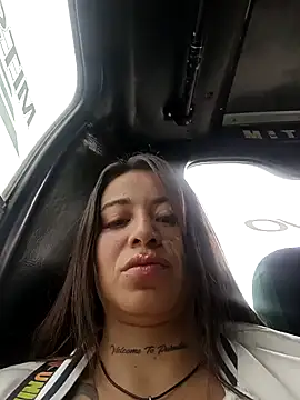 Alona Evans online show from February 2025 01:00:02 PM