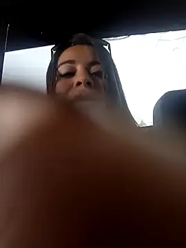 Alona Evans online show from March 2025 02:01:02 PM