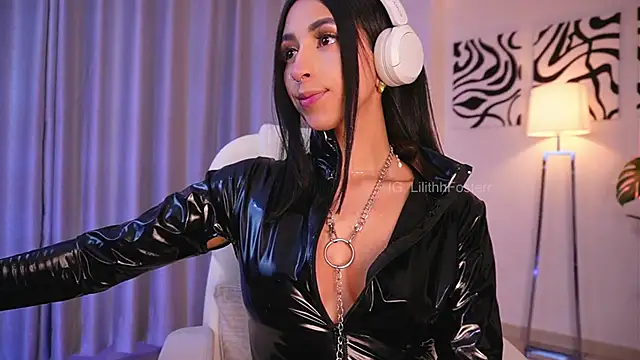 Lilithfosterr online show from February 2025 09:25:02 PM