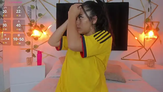 Megan Thompsonn online show from January 2025 06:39:01 PM