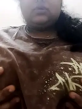 Snapshot of smile_pretty chatting on December 2024 04:24:01 AM smile pretty online show from December 2024 04:24:01 AM