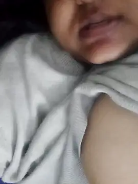 Snapshot of smile_pretty chatting on December 2024 07:29:01 PM smile pretty online show from December 2024 07:29:01 PM