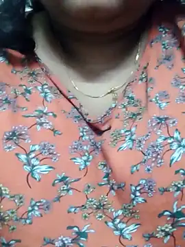 Snapshot of smile_pretty chatting on February 2025 05:58:01 AM smile pretty online show from February 2025 05:58:01 AM