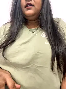 Snapshot of smile_pretty chatting on September 2025 03:23:01 PM smile pretty online show from September 2025 03:23:01 PM